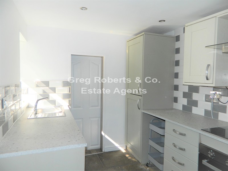Greg Roberts & Co Property Details