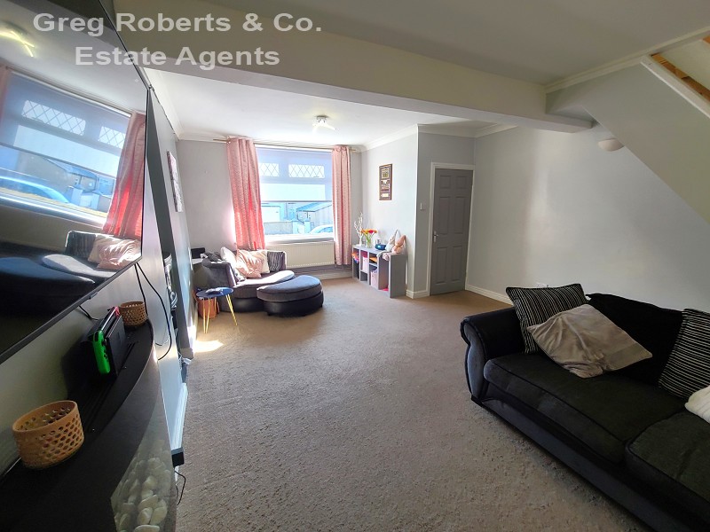 Greg Roberts & Co Property Details